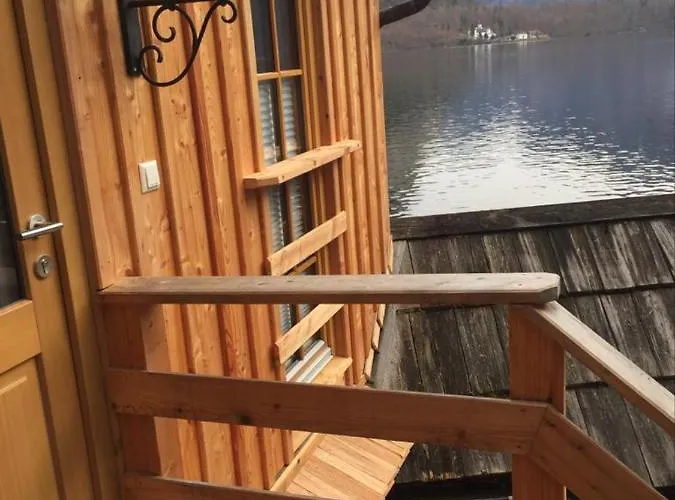 Bootshaus Am Hallstaetter Lägenhet